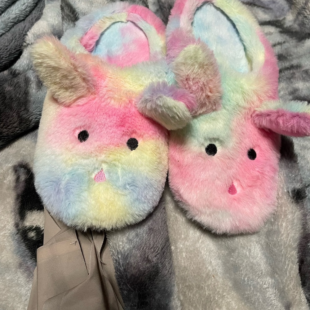 Bunny slippers - Picture 4 of 4